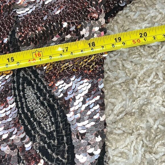 GORGEOUS 80's PINK Oleg Cassini Beaded and Sequin Top. Small 100% Silk Beautiful - Picture 8 of 16